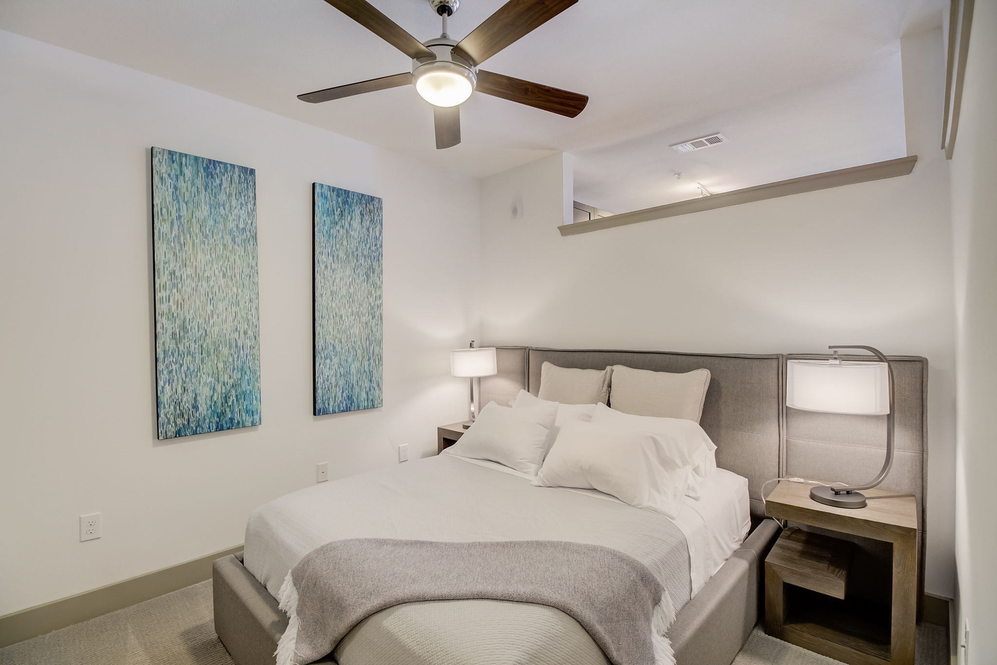 Loft and Row Image 4